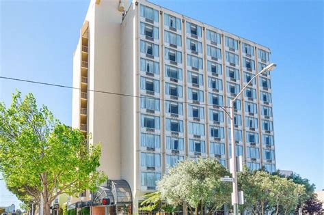 comfort inn by the bay san francisco.